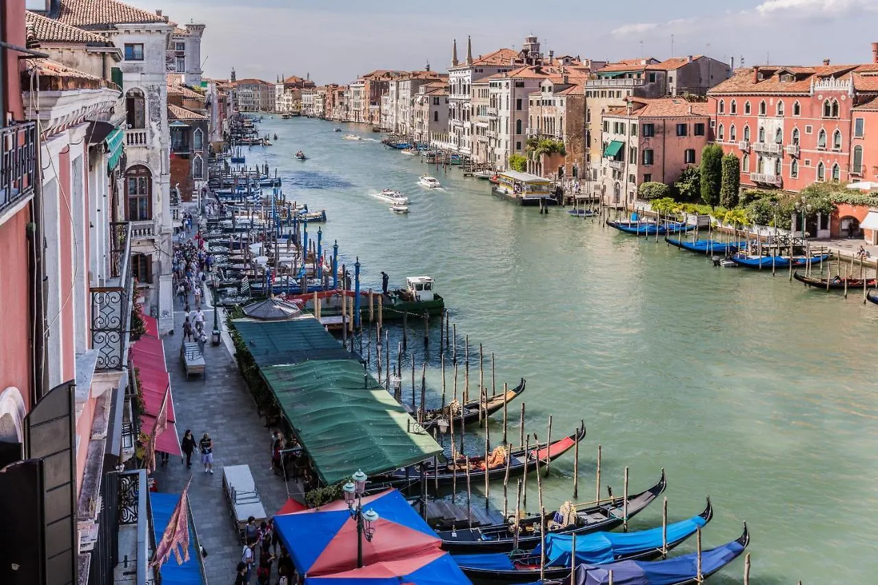 Ca' Remer Grand Canal Apartment Venice Italy