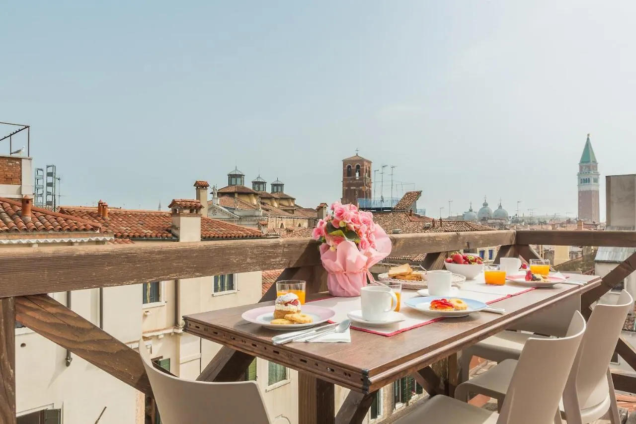 Ca' Remer Grand Canal Apartment Venice Italy